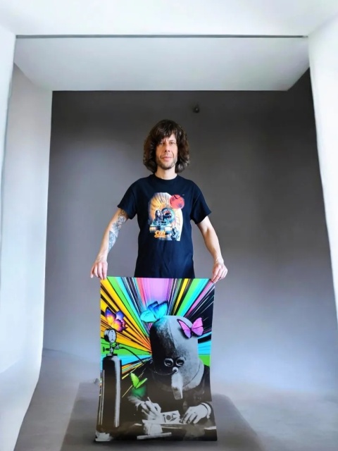 Duży plakat 70x100 surrealistyczny psychodeliczny neonowy kolaż retro motyle – KALEJDOSKOP